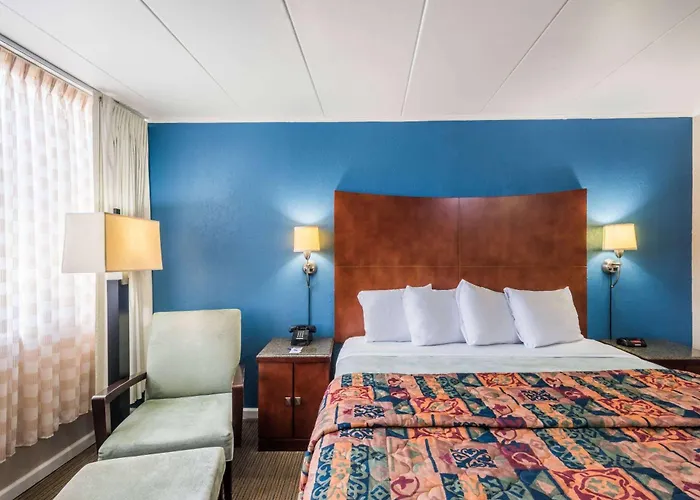 Travelodge By Wyndham Aberdeen